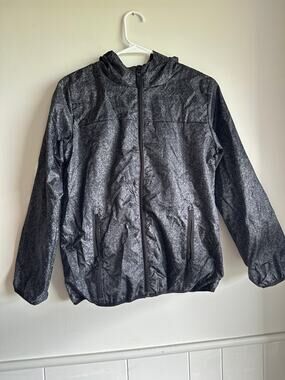 Highland Outfitters Women’s Black Zip Jacket Size 14 Lightweight Patterned Coat